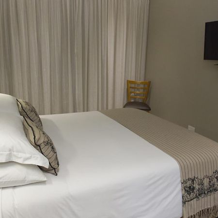 The Suburban Guest House 布隆方丹 客房 照片