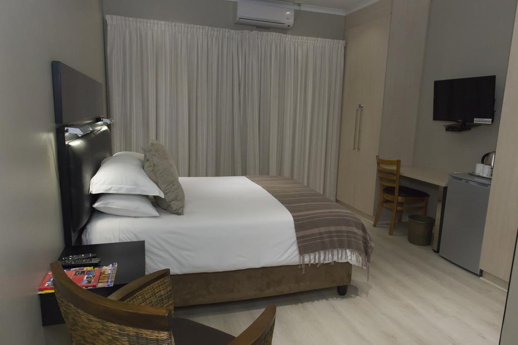 The Suburban Guest House 布隆方丹 客房 照片