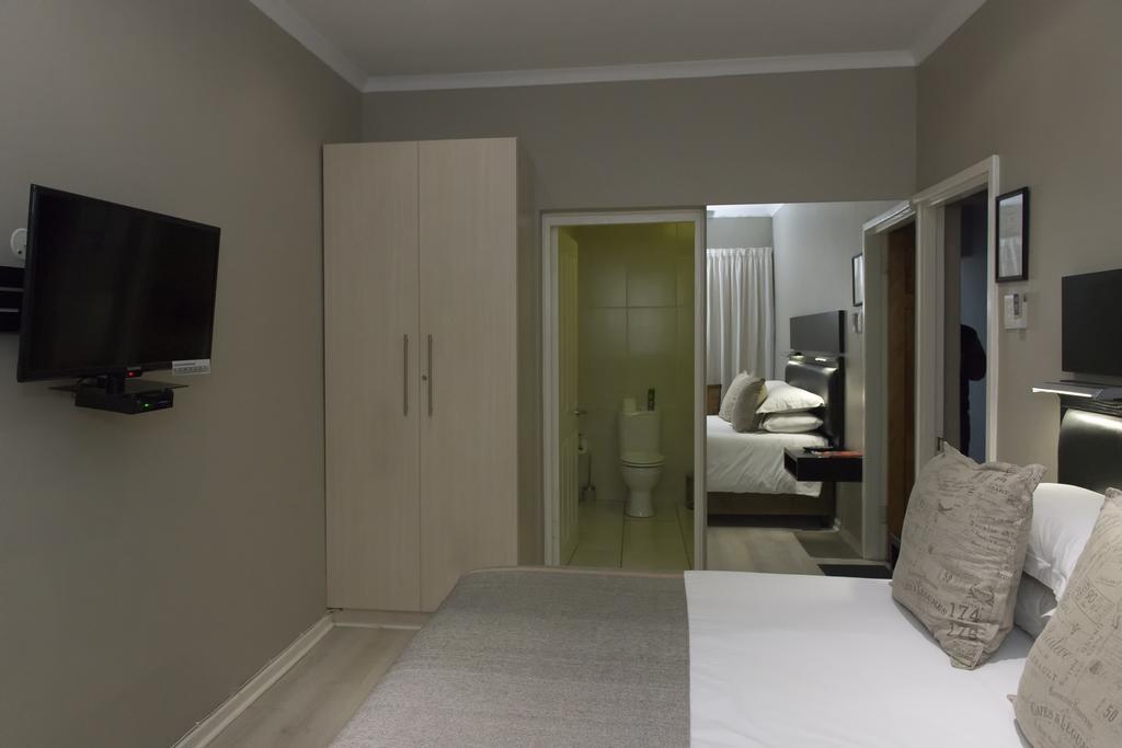 The Suburban Guest House 布隆方丹 客房 照片