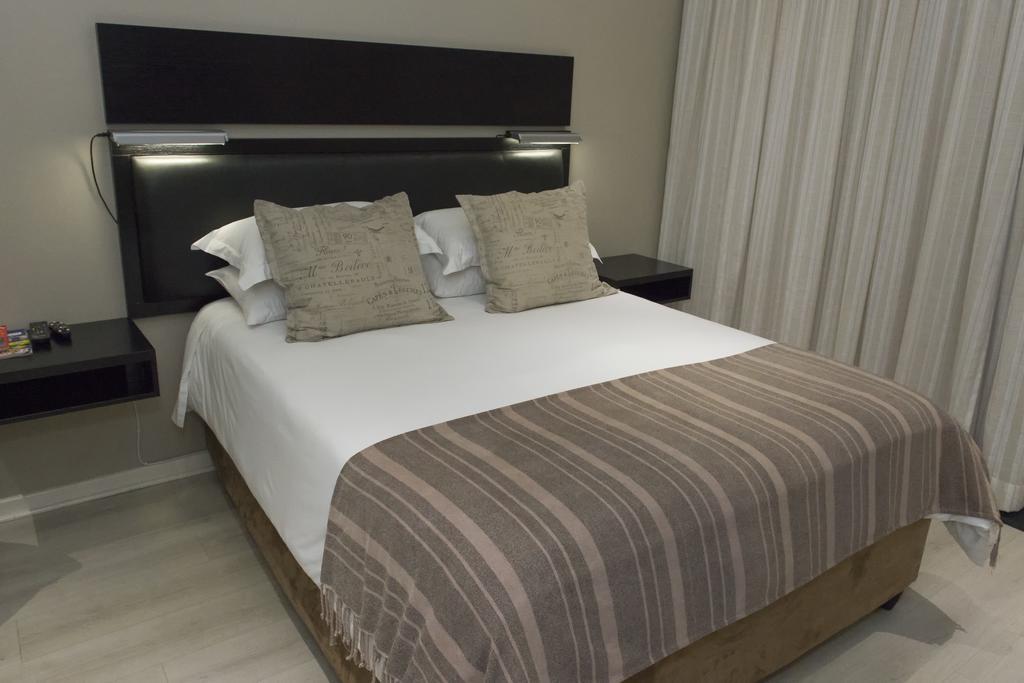The Suburban Guest House 布隆方丹 客房 照片